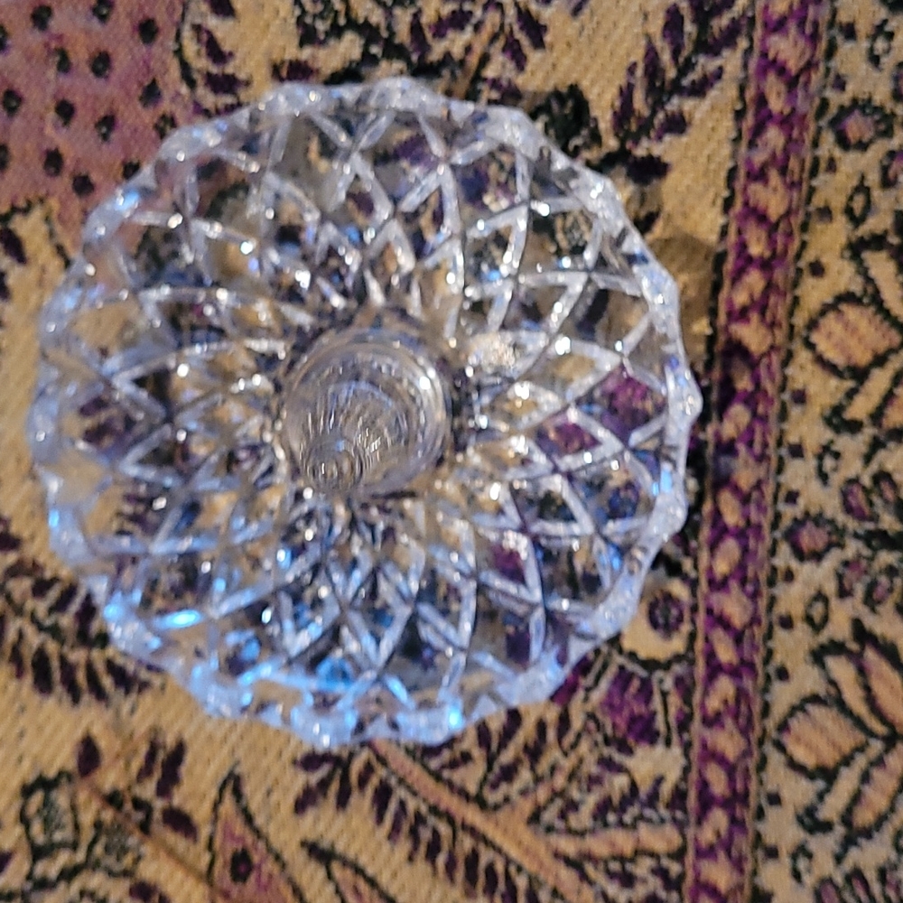 Ring holder - Picture 2 of 3